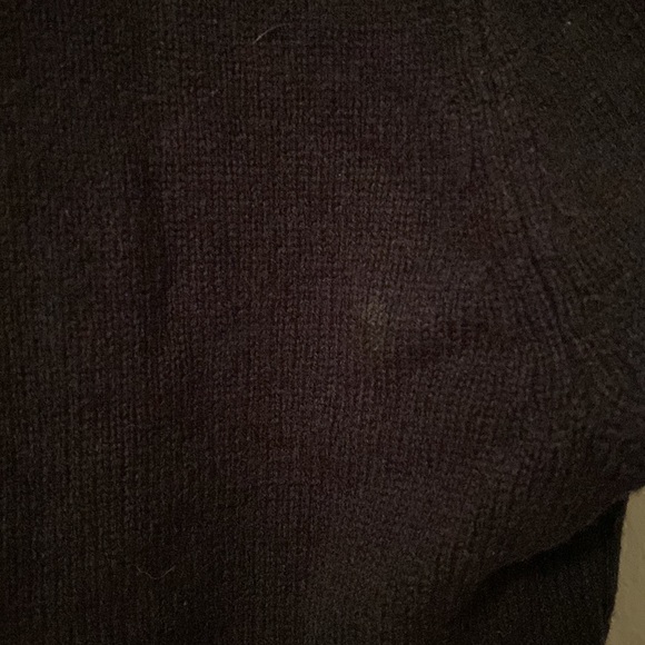 Gently Used Men’s Size Small J.Crew 100% Lambs Wool Navy Two Button Sweater - Picture 8 of 9